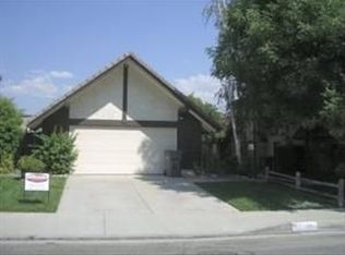 27024 Rio Pecos Dr, Valencia, CA 91354