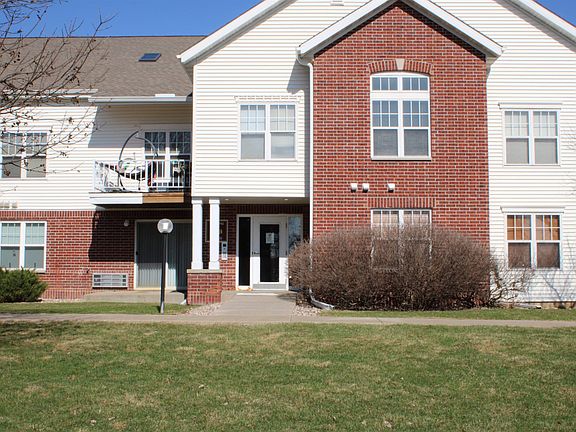 2nd image of 33A Grand Canyon Dr APT 201