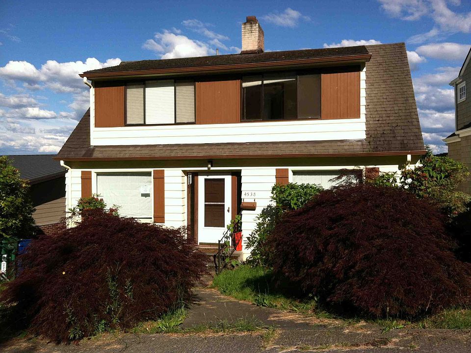 1st image of 4538 W Laurel Dr NE