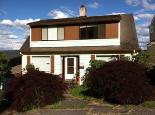 4538 W Laurel Dr NE, Seattle, WA 98105