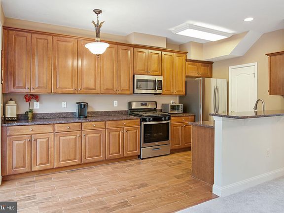 4th image of 2472 Sylvan Moor Ln