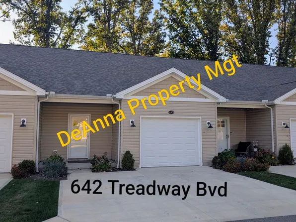 642 Treadway Blvd, Sheffield Lake, OH 44054
