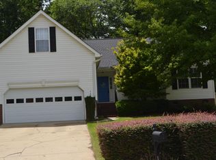 140 Tanners Mill Rd, Chapin, SC 29036