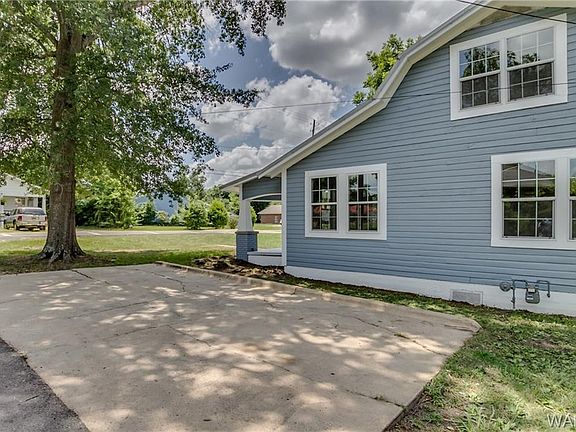 2nd image of 604 27th St