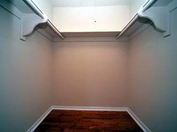 Clermont walk in closets