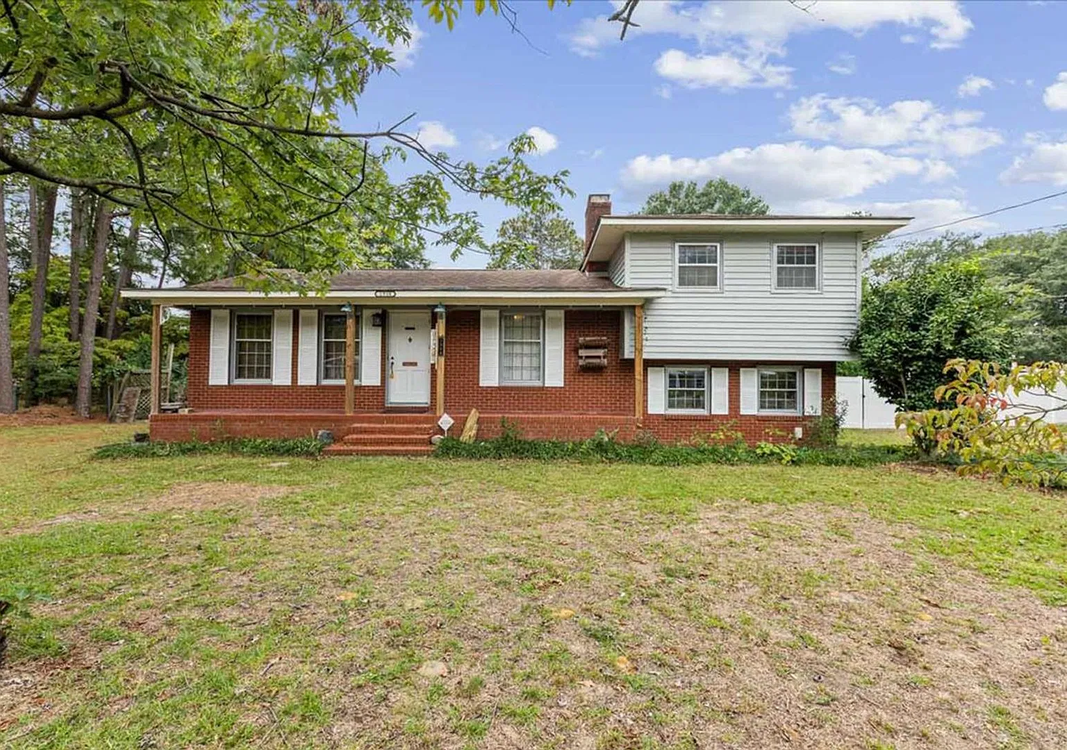 3 Bedroom/2 bath home — Photo 1