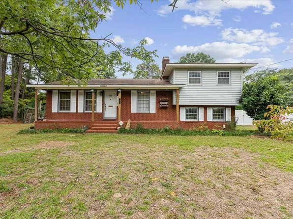 1910 Faber St, Fayetteville, NC 28304