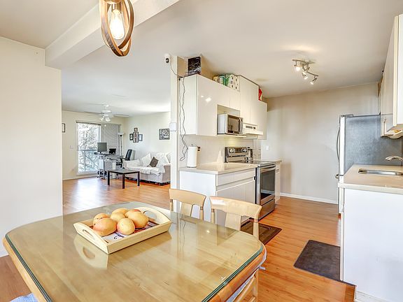 3rd image of 14980 101a Ave #210