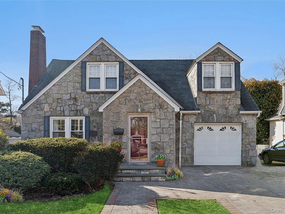 1st image of 50 Paumanake Avenue