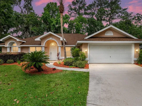 1484 NW 106th St, Gainesville, FL 32606