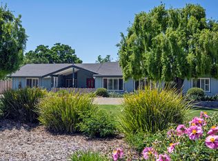 2538 Elk Grove Rd, Solvang, CA 93463