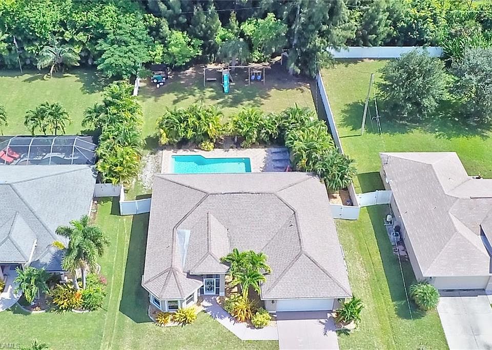 1st image of 3627 SW 21st Pl