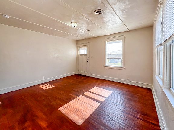 2nd image of 3207 Logandale Ave
