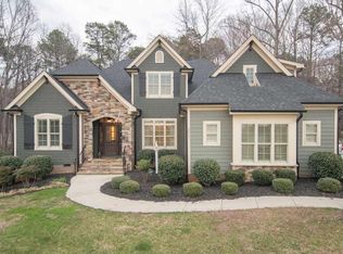 2001 Monthaven Dr, Wake Forest, NC 27587