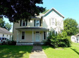 610 Main St, Grandview, IN 47615