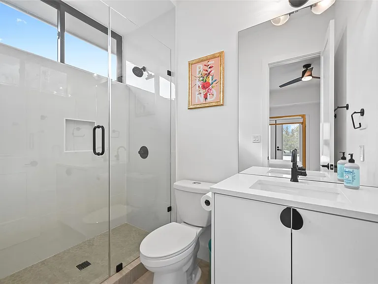 308 Briarwood Trl — Photo 26