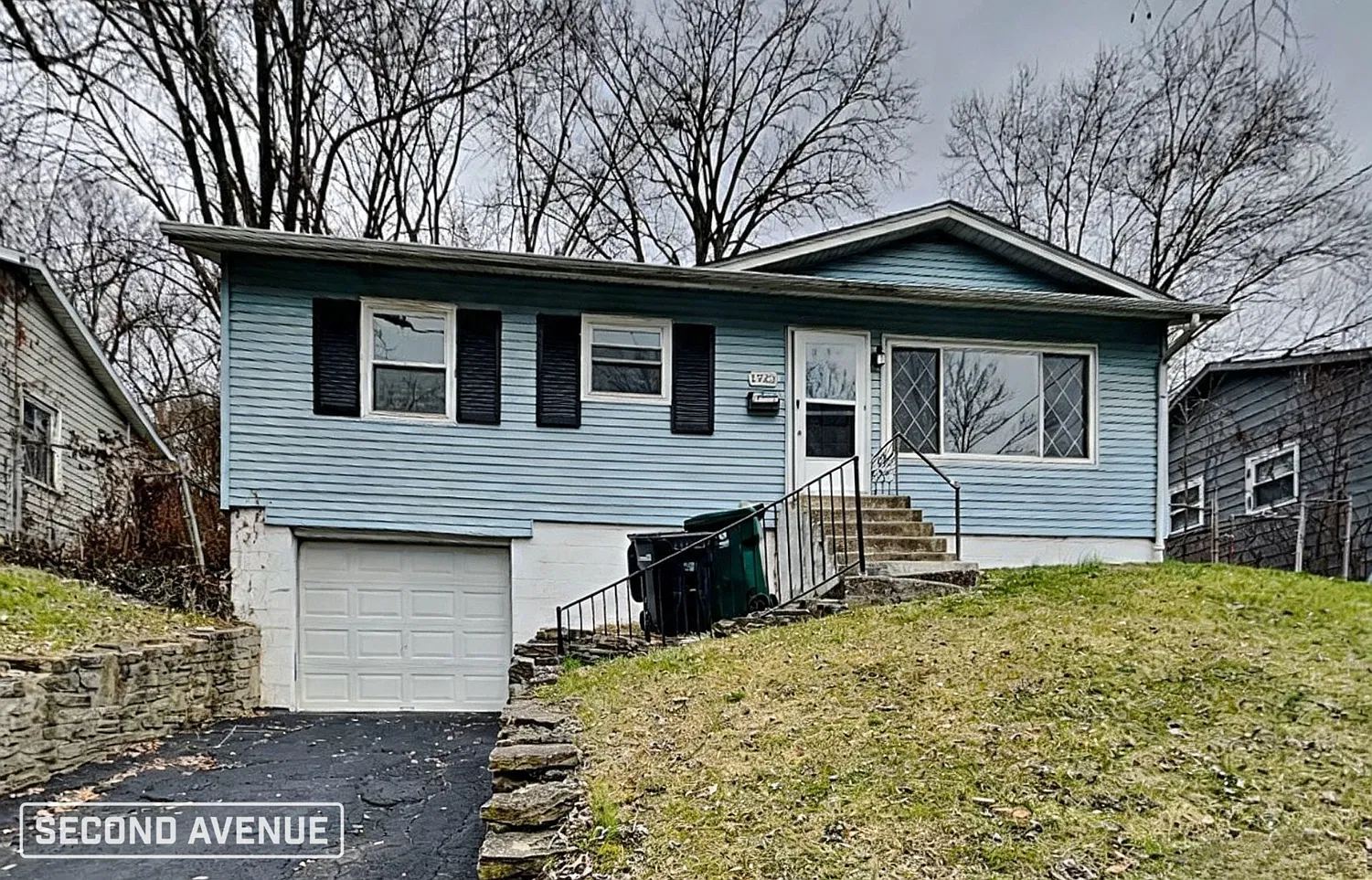 3 bed, 1.0 bath, 925 sqft, $1,495 — Photo 1