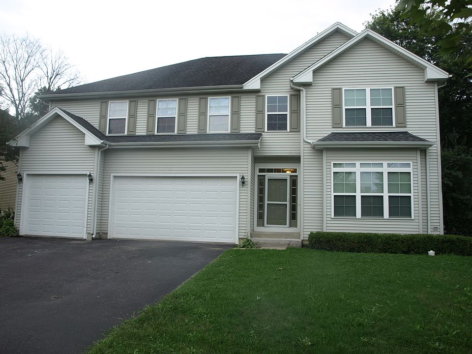 1st image of 55 Whispering Oaks Ln