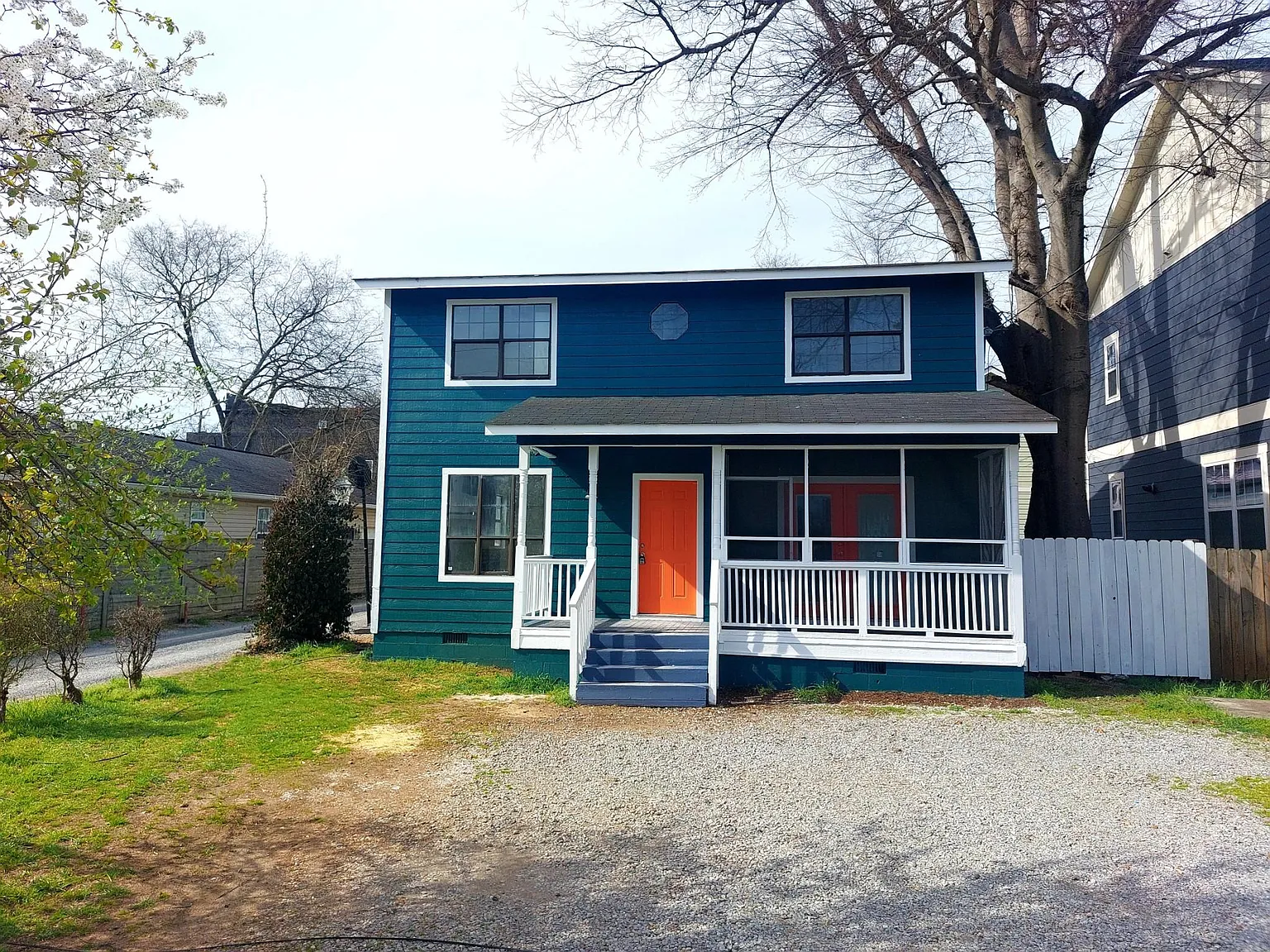 4 bed, 1560 sqft, $2,675 — Photo 2