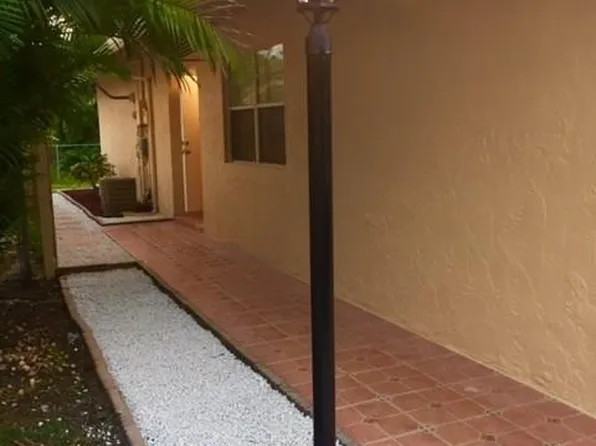 8002 SW 7th Court, North Lauderdale, FL 33068