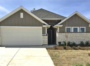 8416 Grand Oak Rd, Fort Worth, TX 76123