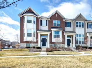 15316 Sheffield Square Pkwy, Orland Park, IL 60462