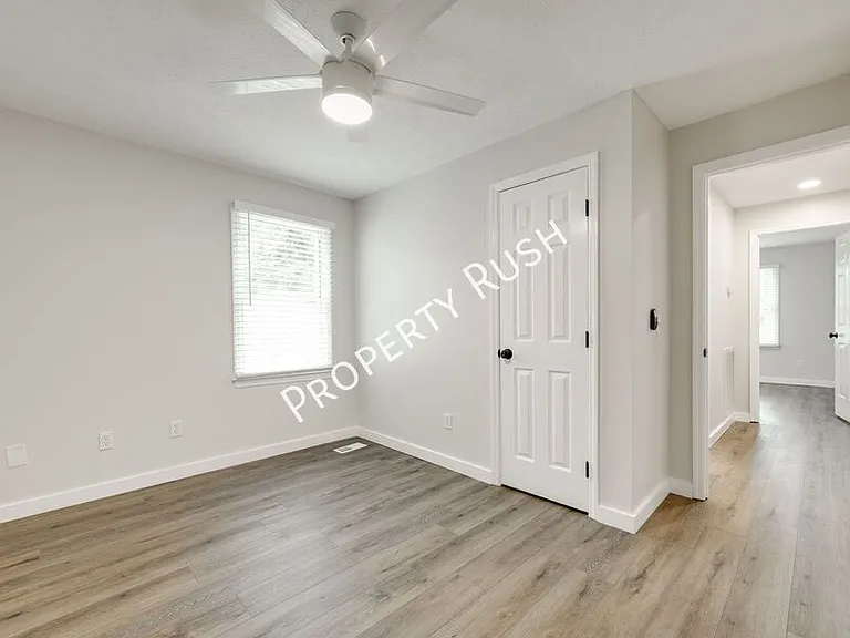1524 Happy Valley Rd — Photo 16