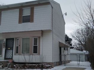 19519 Sawyer St, Detroit, MI 48228