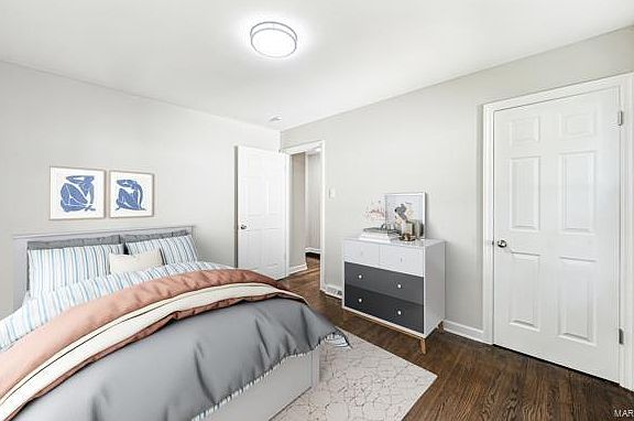 5th image of 9210 Leith Ave