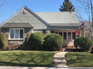 53-11 203rd St, Oakland Gardens, NY 11364