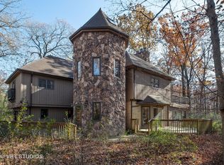 2785 Daiquiri Dr, Riverwoods, IL 60015