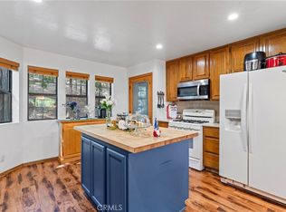 27528 Ashwood Ln, Lake Arrowhead, CA 92352