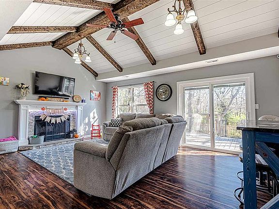 4th image of 3317 Woodduck Way