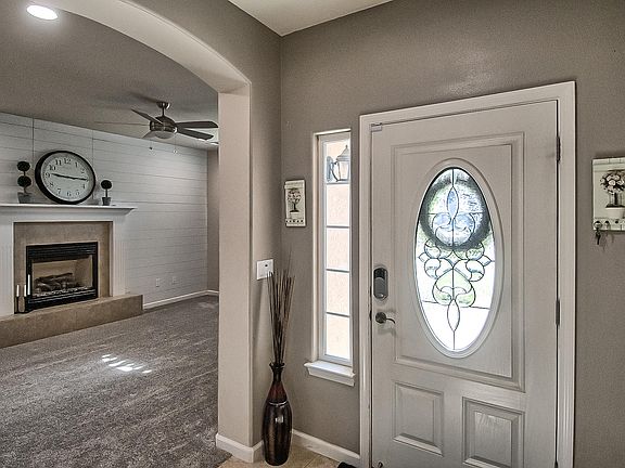 3rd image of 4858 Lofty Oak Dr