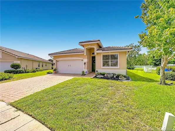 2693 SW Gallery Cir, Palm City, FL 34990