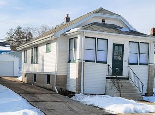 6804 37th Ave, Kenosha, WI 53142