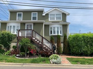 100 Kopf Rd, Bellmore, NY 11710