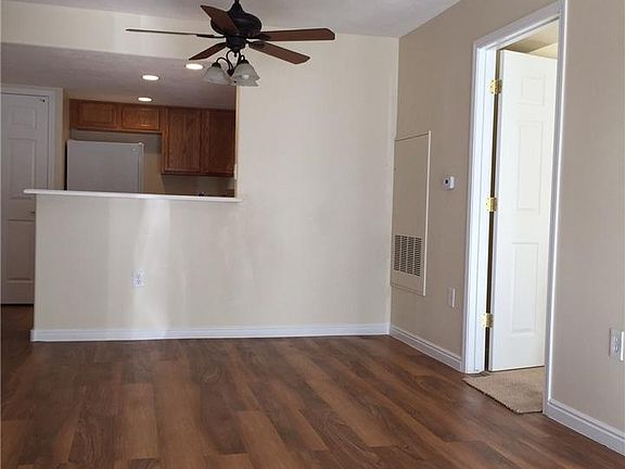 3rd image of 3772 S Carlisle Park Pl