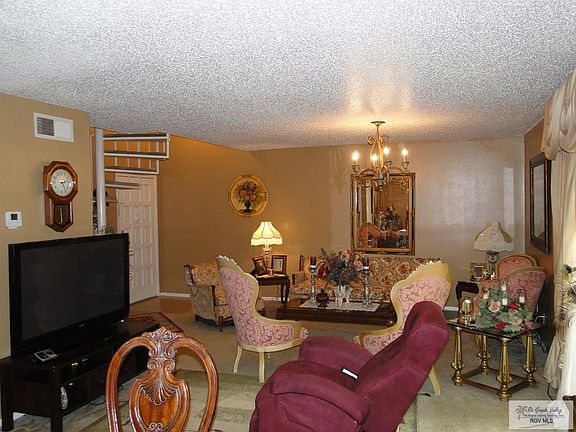4th image of 305 Calle Amistosa APT L102