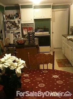 Large Kitchen with island