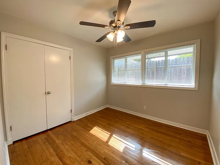 4152 Rhodes Ave — Photo 18