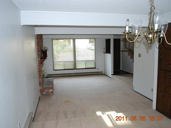 4th image of 7420 E East St