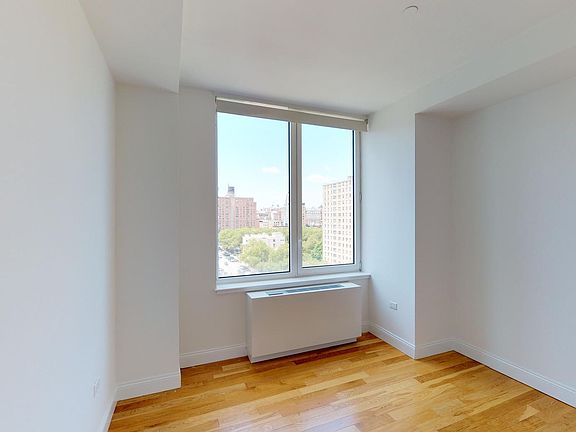 4th image of 805 Columbus Ave APT 11C