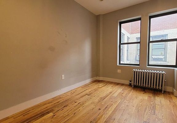 2nd image of 25 Fort Washington Ave APT 4D