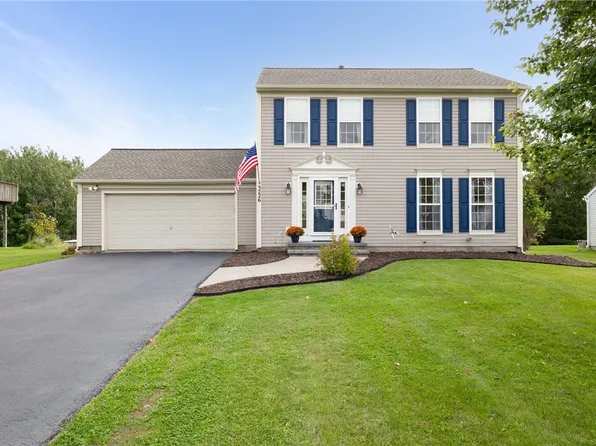 3226 Holly Cres, Macedon, NY 14502