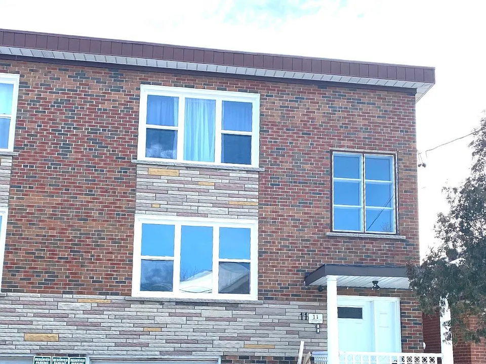 11 Donald Ave #4