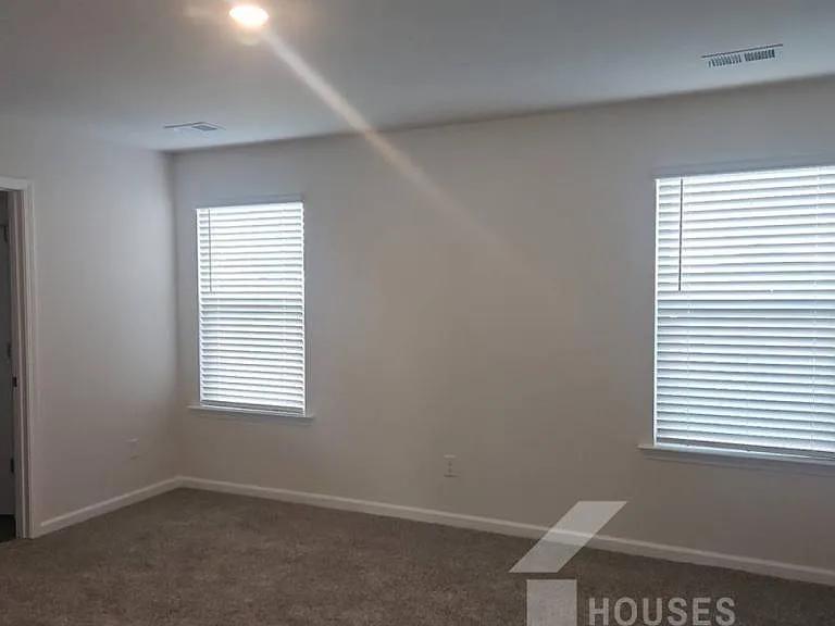 119 Cranford Rd — Photo 16