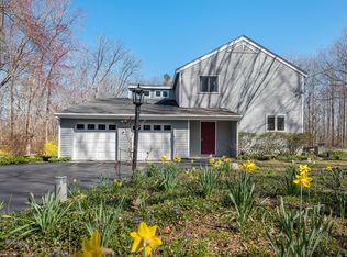 169 Nortontown Rd, Guilford, CT 06437