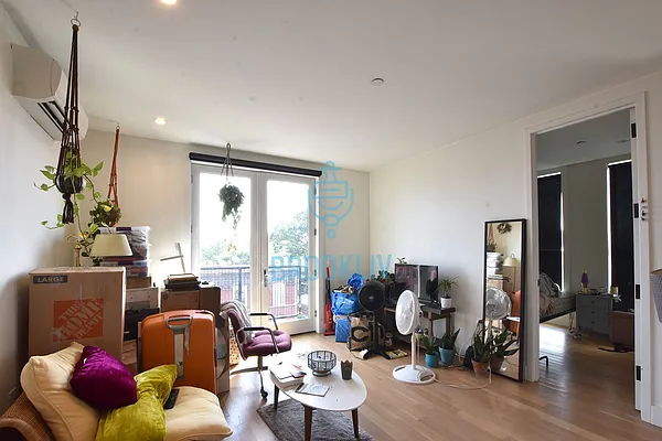 Rented by null | media 28