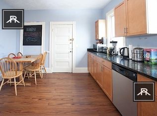 5 Kinnaird St #3, Cambridge, MA 02139